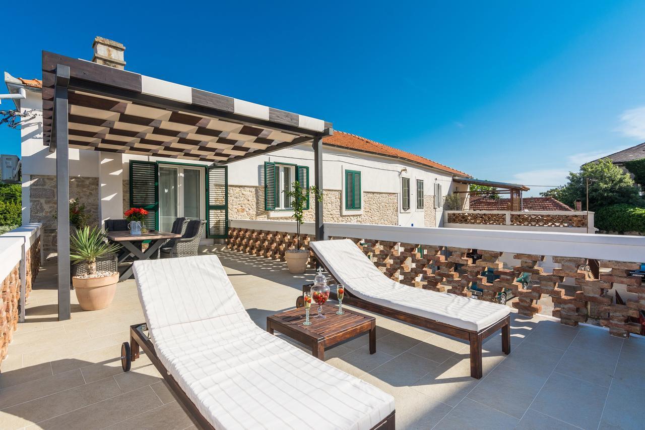 Apartments Fontana Zadar Eksteriør billede