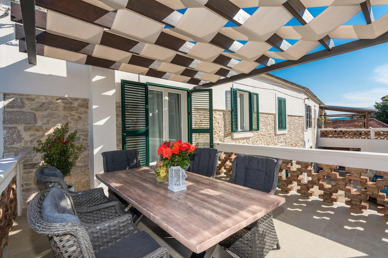 Apartments Fontana Zadar Eksteriør billede