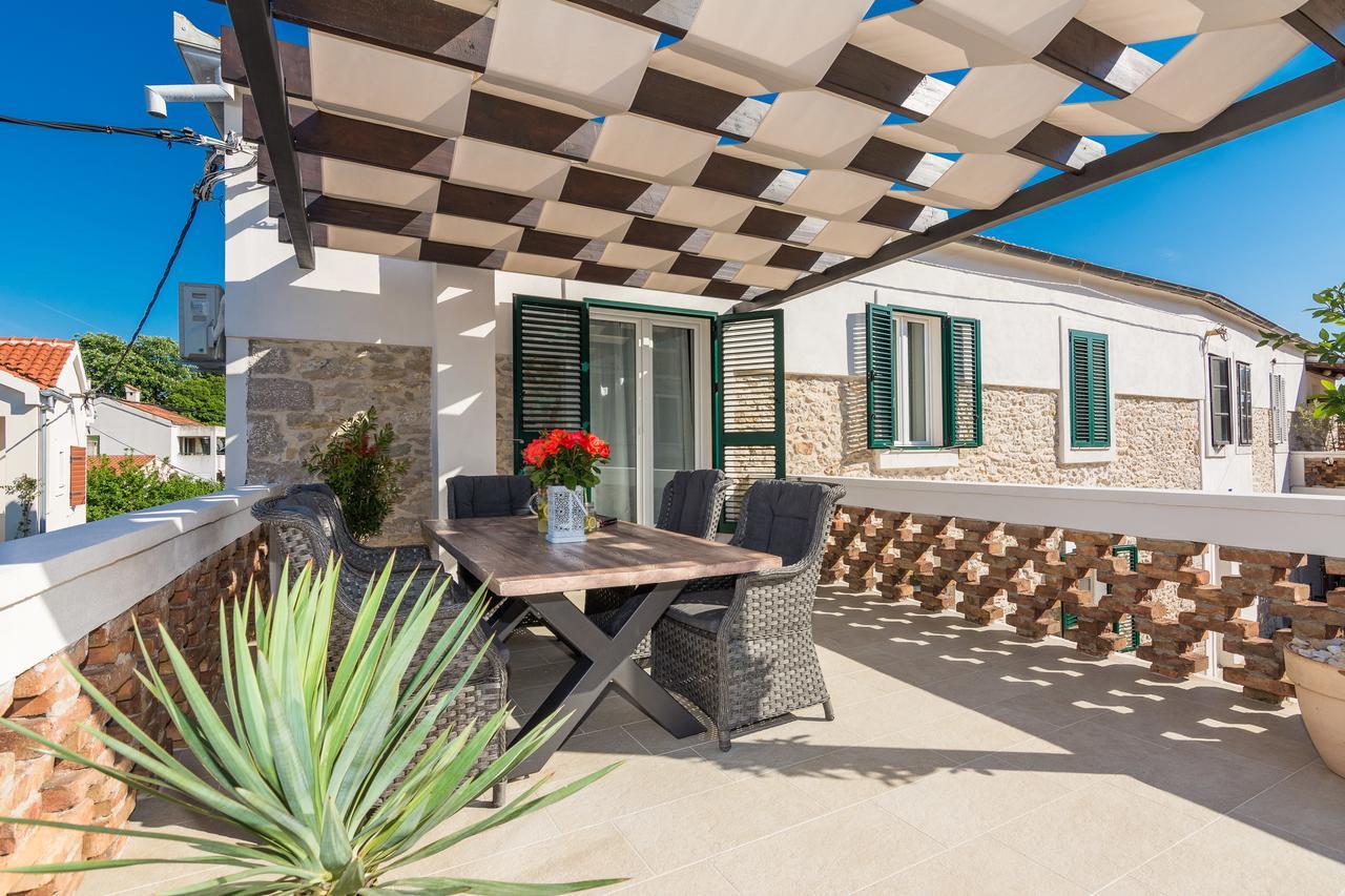 Apartments Fontana Zadar Eksteriør billede