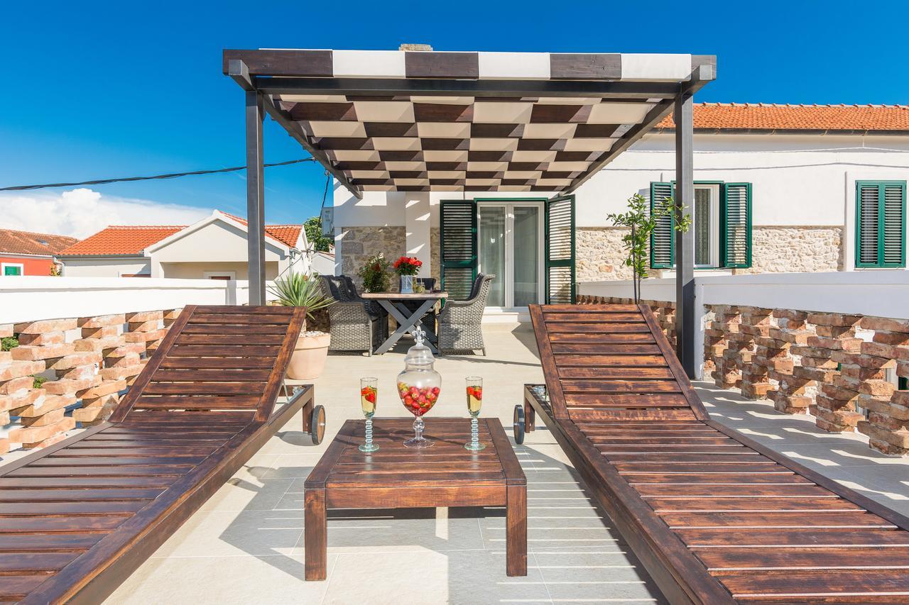 Apartments Fontana Zadar Eksteriør billede